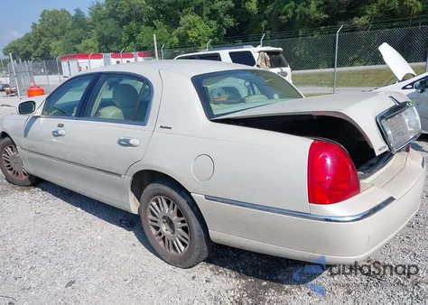 2006 Lincoln Town Car Signature from USA, damaged, VIN 1LNHM81W36Y600770